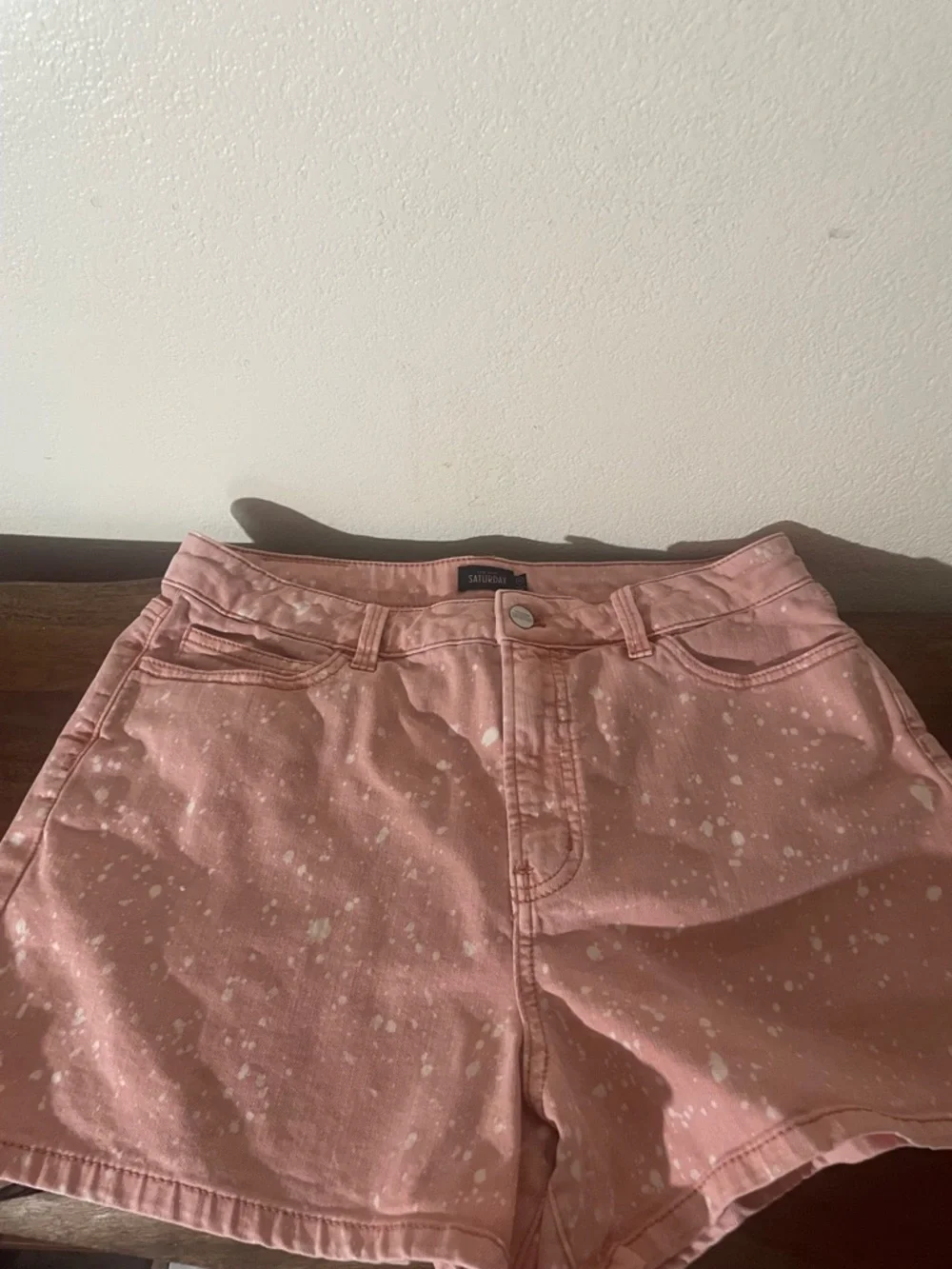 Kate Spade Saturday Paint Splatter Denim Shorts High Rise Size 12 Pink Coral